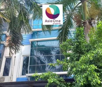 Ruko Cantik 3 Lantai Siap Pakai, Semi Furnished, Hgb, 3 Km