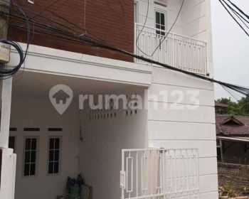 Rumah Murah 2 Lantai di Kelapa Dua Wetan , Jakarta Timur