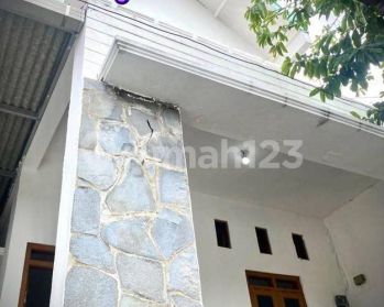 disewakan rumah tengah kota