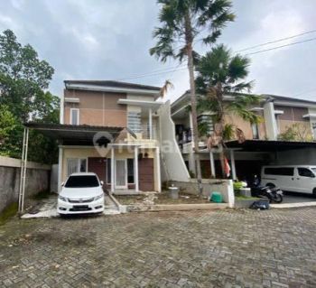 Rumah 2 Lantai Bagus Siap Huni 15 Menit Ke Ambarrukmo Plaza