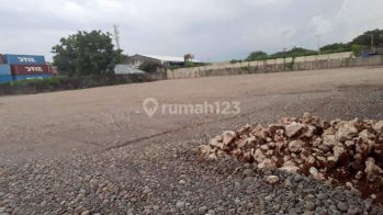 TANAH STRATEGIS POROS SUTAMI MAKASSAR