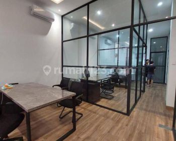 Ruko Lokasi Sangat Strategis Cocok Untuk Kantor/Komersil Dekat Dengan Apartemen