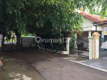 Rumah Murah Hook Pinggir Jalan di Rawasari Jakarta Pusat