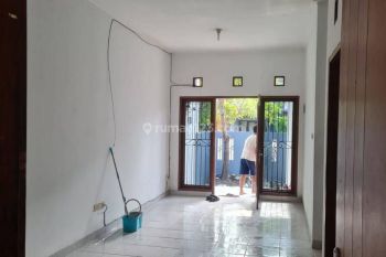 Rumah Nyaman di cluster favorit Taman Kopo Indah 3