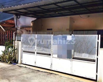 Rumah Standar. Layak Huni. Hadap Timur