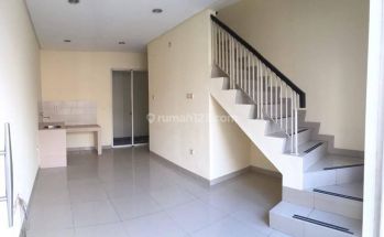 FOR RENT Rumah Katamaran Indah Kamar 3+1. Rapi Siap Huni