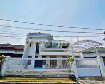RUMAH MEWAH MURAH CLASSIC FULL FURNISH DI DIENG MALANG