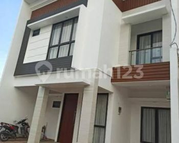 Townhouse Cantik , Rumah Cluster Dekat Al Azhar Rawamangun TipTop Rumah sakit 1