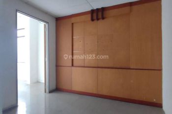 Dijual gudang berada di kawasan Industri