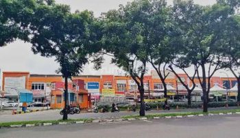 Ruko Gandeng Pasar Modern Bintaro Dua Lantai Sangat Strategis