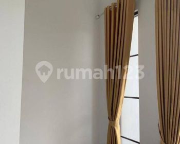 Sewa rumah green lake city dengan fasilitas bagus