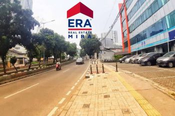 Ruko 5 lantai, pinggir jalan Warung Buncit