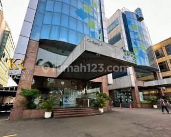 Kantor di Mampang Prapatan Raya, Mampang Prapatan 4400 m² Semi Furnished HGB -