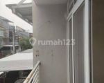 thumbnail-disewakan-rumah-3-lantai-kt-51-di-park-residence-taman-surya-10