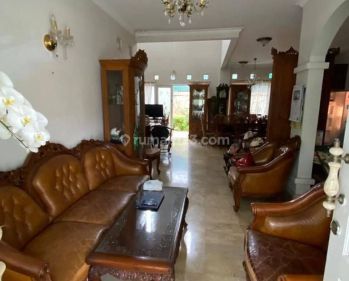 Dijual rumah asri dan tenang di kompleks perumahan elit BSD Puspita Loka.