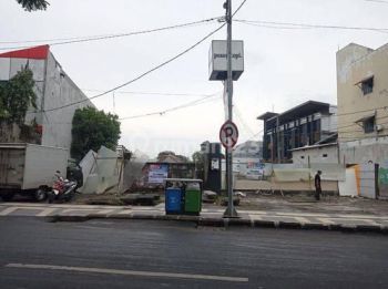 Disewakan Tanah komersil di Raya wiyung strategis