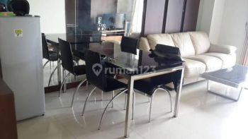 Sewa Apartemen Cosmo Residence 3 Bedroom Lantai Tinggi Furnished