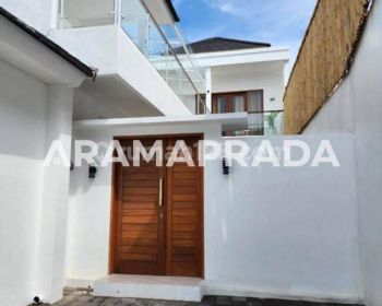 Sewa Villa Baru Minimalis 2 Lantai 2 Kamar Pool Fully Furnished View Sunset