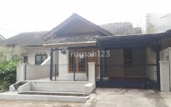 Disewakan Rumah Bagus Nyaman 3 Lantai di Ngamprah Bandung