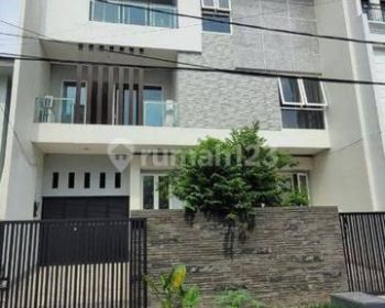 Rumah sudah Renovasi di dalam cluster