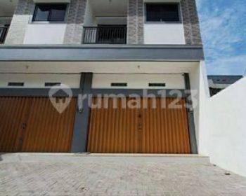 Ruko di Bekasi Harapan indah bagus