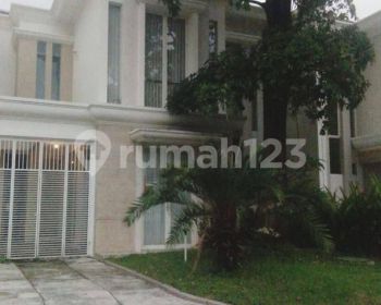 Dijual Rumah 2 lantai murah, siap huni ada club' house di kawasan kota mandiri