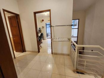 Barang Manis Turun Harga Rumah Di Sektor 1e Gading Serpong .vrn