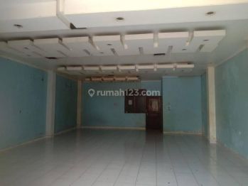 Ruang Usaha di Arteri soekarno hatta semarang timur