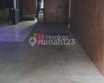 Disewakan ruko siap pakai 3 lantai gajah Mungkur Semarang 8681