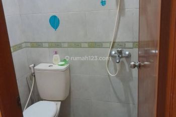 Dijual ruko di Jln cibadak 2,5 lantai siap huni
