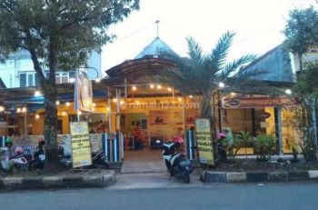 Dijuall Rumah Usaha Jalan Pemuda Demak..