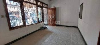 Dijual Cepat Rumah 2 Lantai Taman Cibaduyut Indah Siap Huni