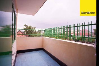 Dijual Ruko 3 Lantai Pusat Kota di Nol Jalan Peneleh Surabaya