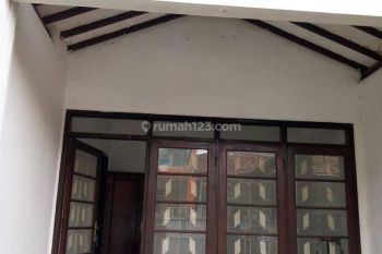 Disewakan Rumah Lokasi Strategis di Turangga Buahbatu Pusat Kota