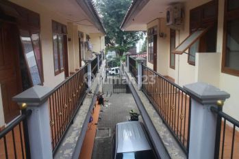 Di Jual Kost/Kontrakan Dengan Tanah Luas Pinggir Jalan Jakarta Selatan
