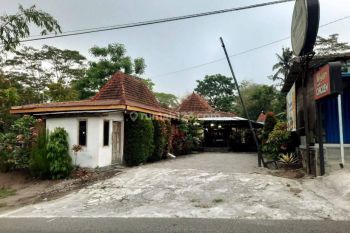 Resto Villa Joglo Kaliurang Dkt Kampus Uii Pusat Dan Pasar Pakem