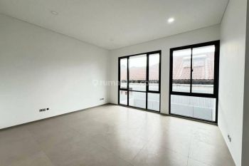 Dijual Rumah Baru Dan Minimalis di Setraduta Baru, Bandung