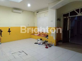 RUMAH DAN KANTOR  2 LT SIAP PAKAI DI RUNGKUT SURABAYA