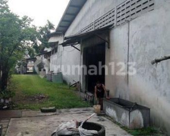 Gudang /ex Pabrik Luas Terawat di Leuwigajah