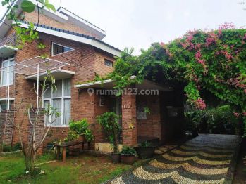 Dijual cepat rumah cantik di Jatiwaringin. Bekasi