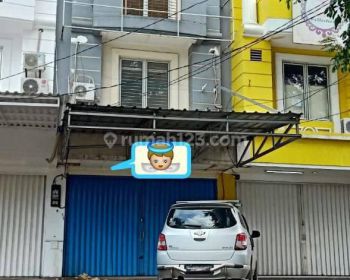 Ruko Lokasi Strategis Jalan Ramai di Harapan Indah 12630 Er