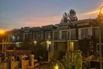 Dijual rumah 2 lantai di Modern Hills pondok Cabe⁷