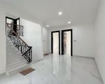 thumbnail-rumah-mewah-kebayorah-height-bintaro-jaya-sektor-7-ada-kolam-renang-8