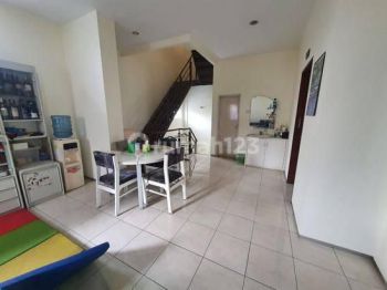 Di jual ruko full renov di taman Kopo indah 1