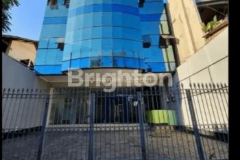 kan Gedung 3 lantai Raya Kertajaya Pusat kota Cocok untuk segala usaha, Bank,