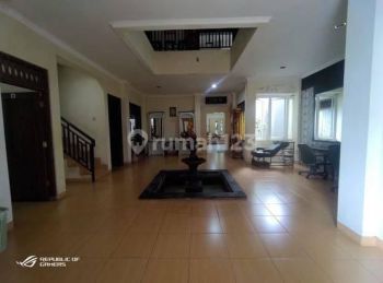 Ruko Bagus 2,5 Lantai Di Ngaglik Sleman Dekat Ugm Yogyakarta