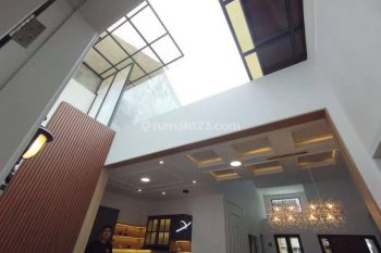 Rumah full renovasi bagus banget di kota baru parahyangan