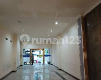 Disewakan Ruko Siap Huni Lokasi Strategis di Menteng Jakpus