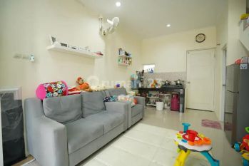 Rumah 2 Lantai 15 Menit Ke Amsterdam Water Park, Tangerang J17004