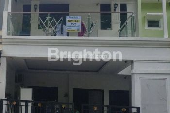 Rumah baru 2 lantai siap huni